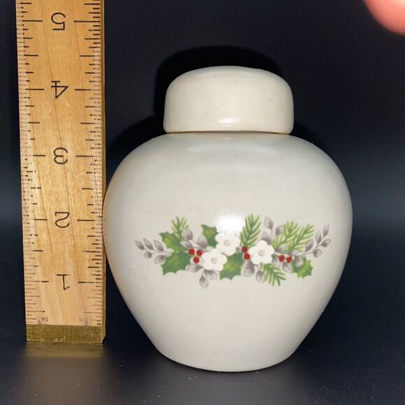 Pfaltzgraff Christmas Heirloom Potpourri Holder/ Tableware - Replacement - Picture 2 of 15